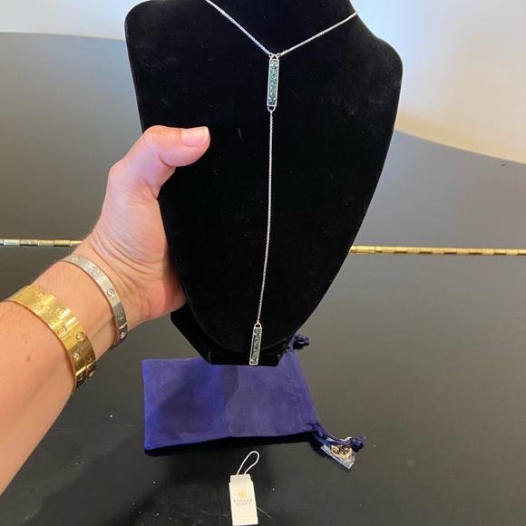 NWT Authentic Luxury Minimalist Kendra Scott Lilly Y necklace - Picture 5 of 16